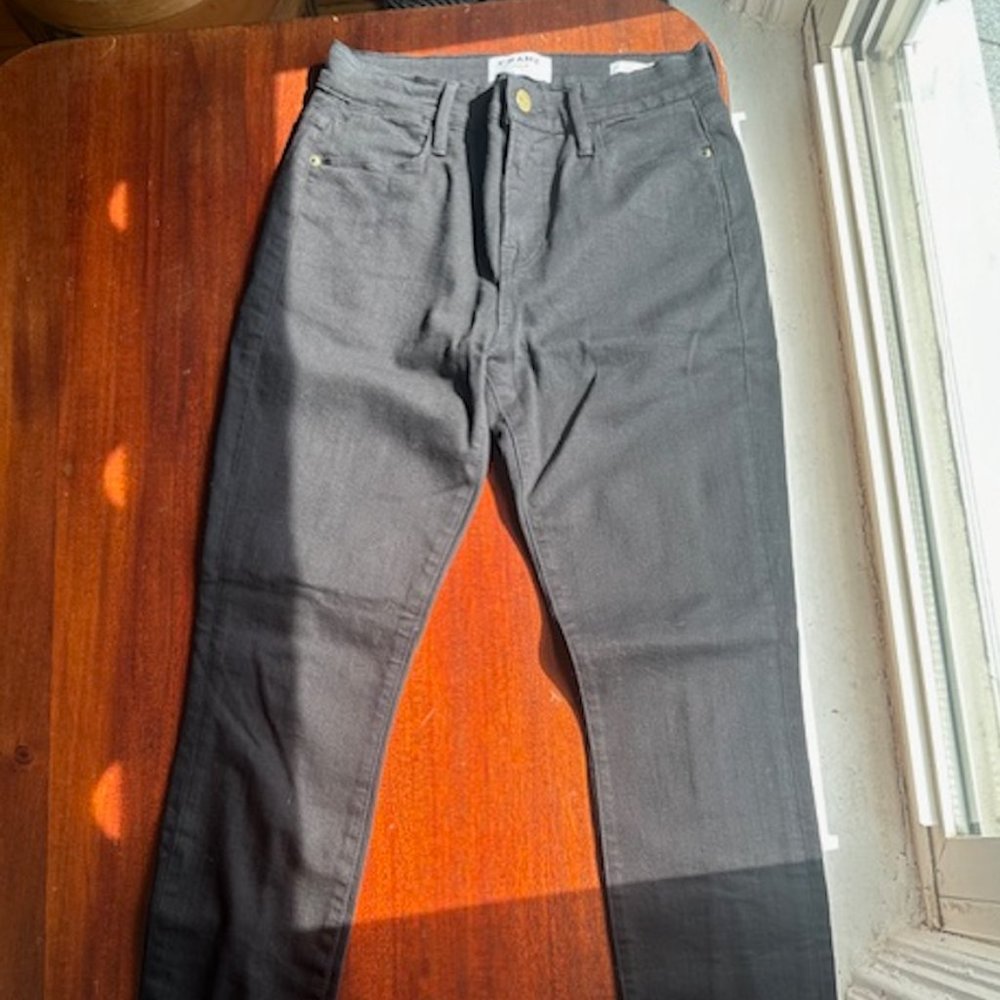 FRAME Le High Skinny Crop Noir - Size 26 - NEW W/O TAGS